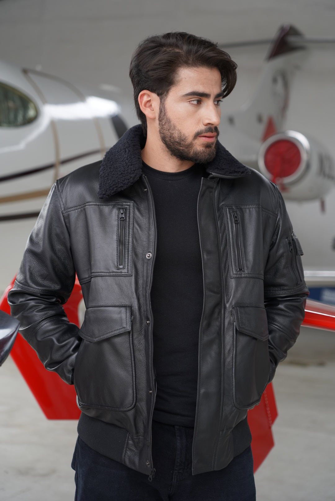 Chaqueta en Cuero Negro Tipo Piloto LCHL95 Marca La Chaqueteria