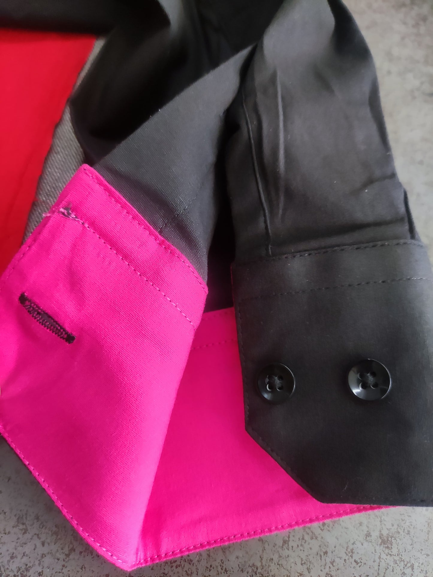 CAMISA LCC45 NEGRO-FUCSIA