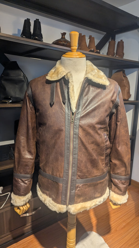 Chaqueta de Cuero Craqueleado Café Con Peluche Sintético