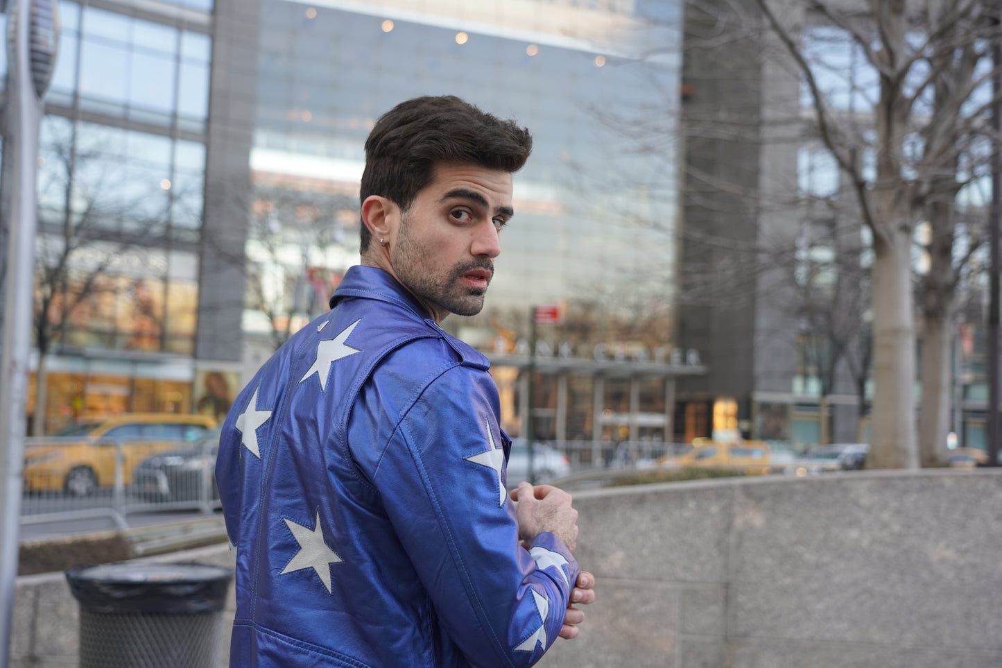 Chaqueta en Cuero Azul Metalizado Estrellas Bison