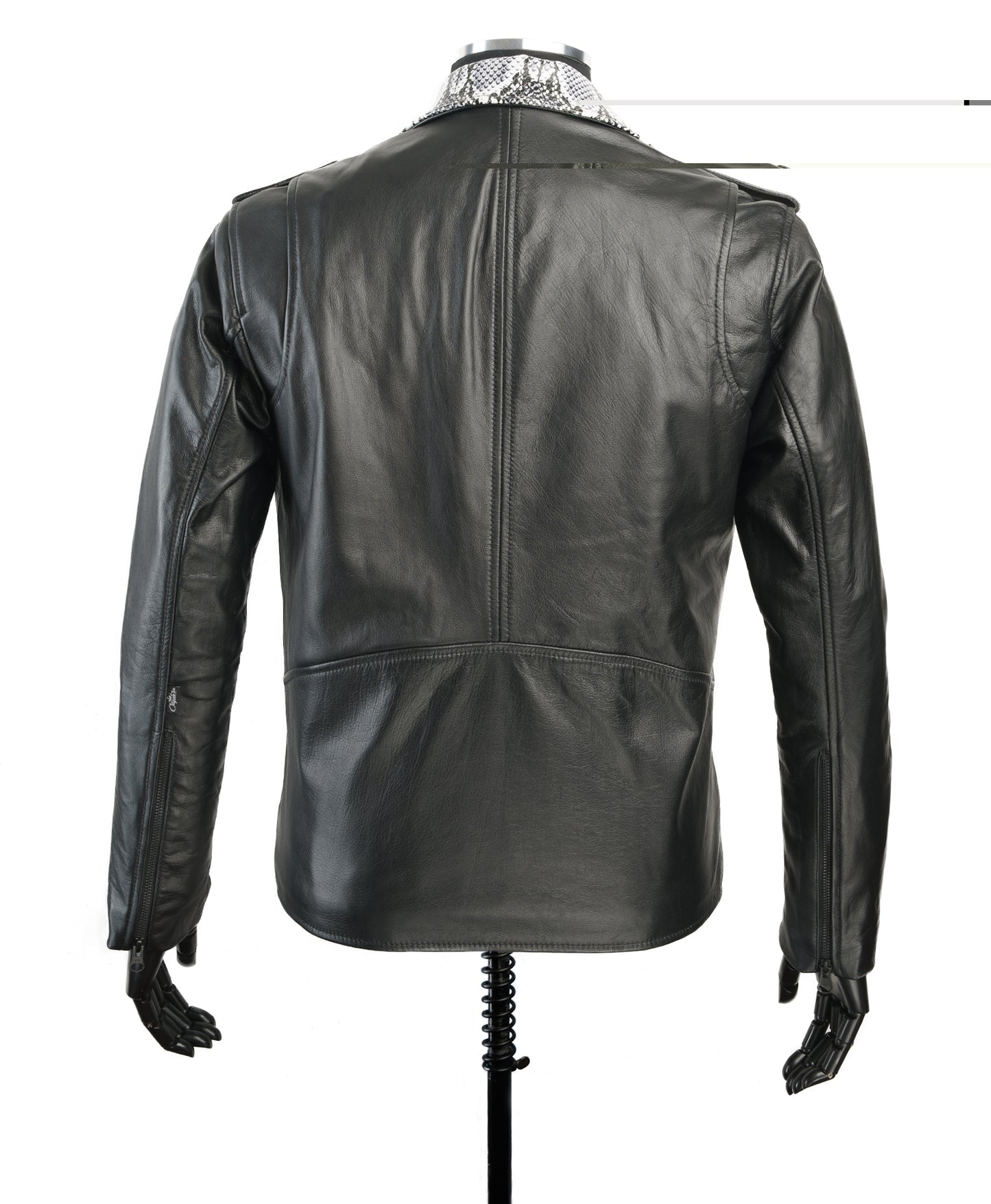 Chaqueta en Cuero Negro Solapa Folia Bison