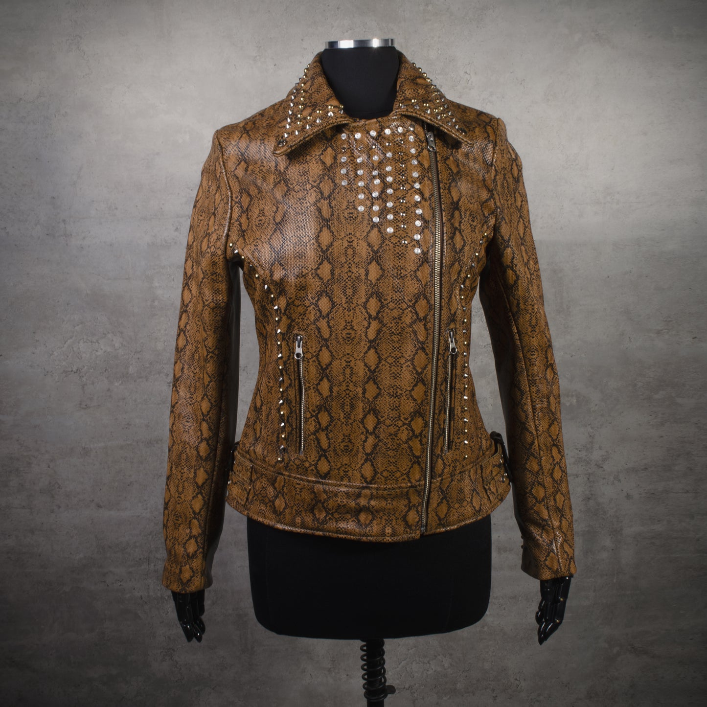 Chaqueta en Cuero Folia Miel Betty