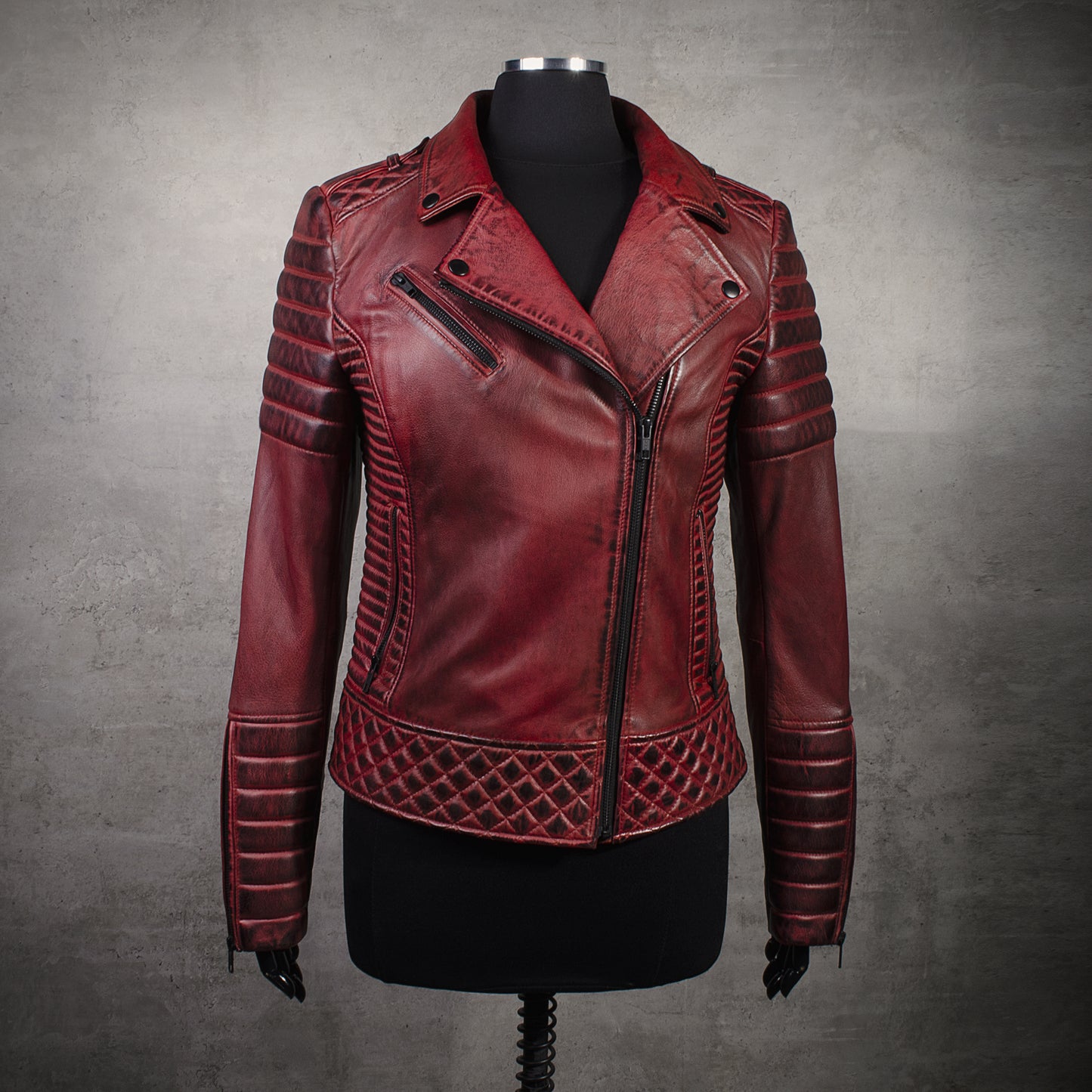 Chaqueta de Cuero Becerro Italiano Envejecido Vinotinto Nina Marca la Chaqueteria