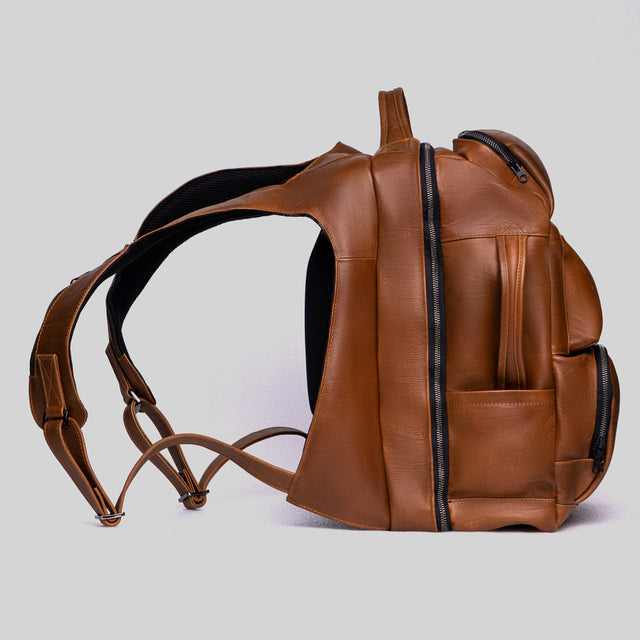 Morral en Cuero Miel AVANT-GARDE