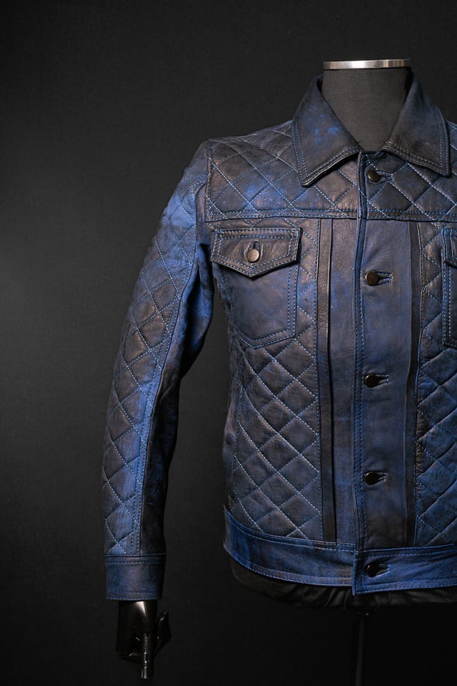 Chaqueta En Cuero Envejecido Negro Base Azul Raku