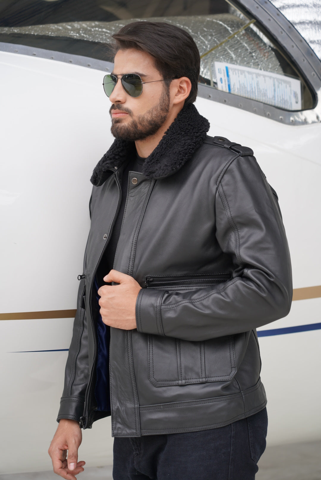 Chaqueta de Cuero Negro Piloto LCHL96 La Chaqueteria