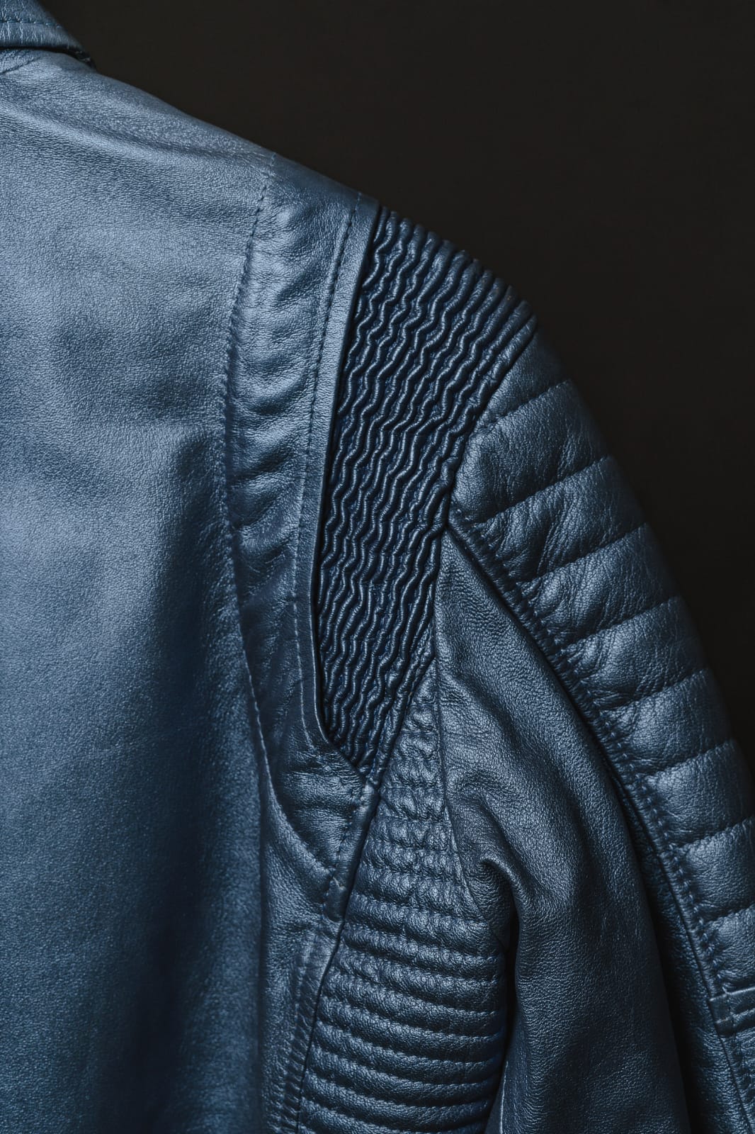Chaqueta de Cuero Azul Metalizado  Blug 2.0