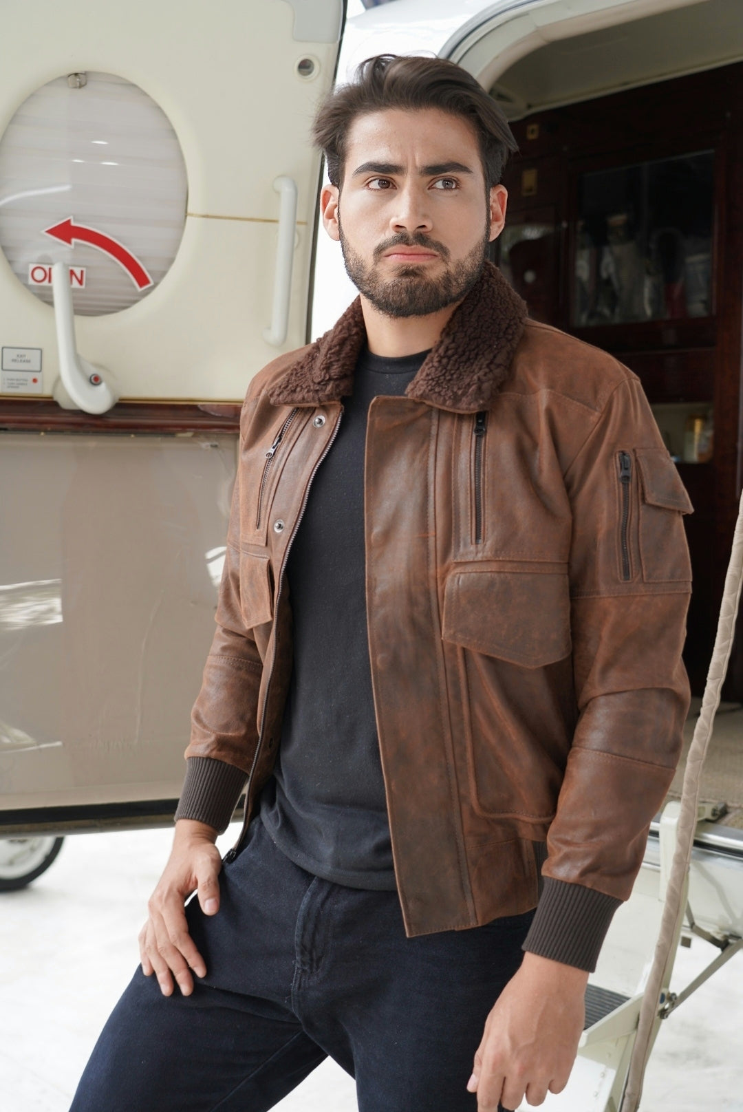 Chaqueta de Cuero Craquelado Café Tipo Piloto LCHL95