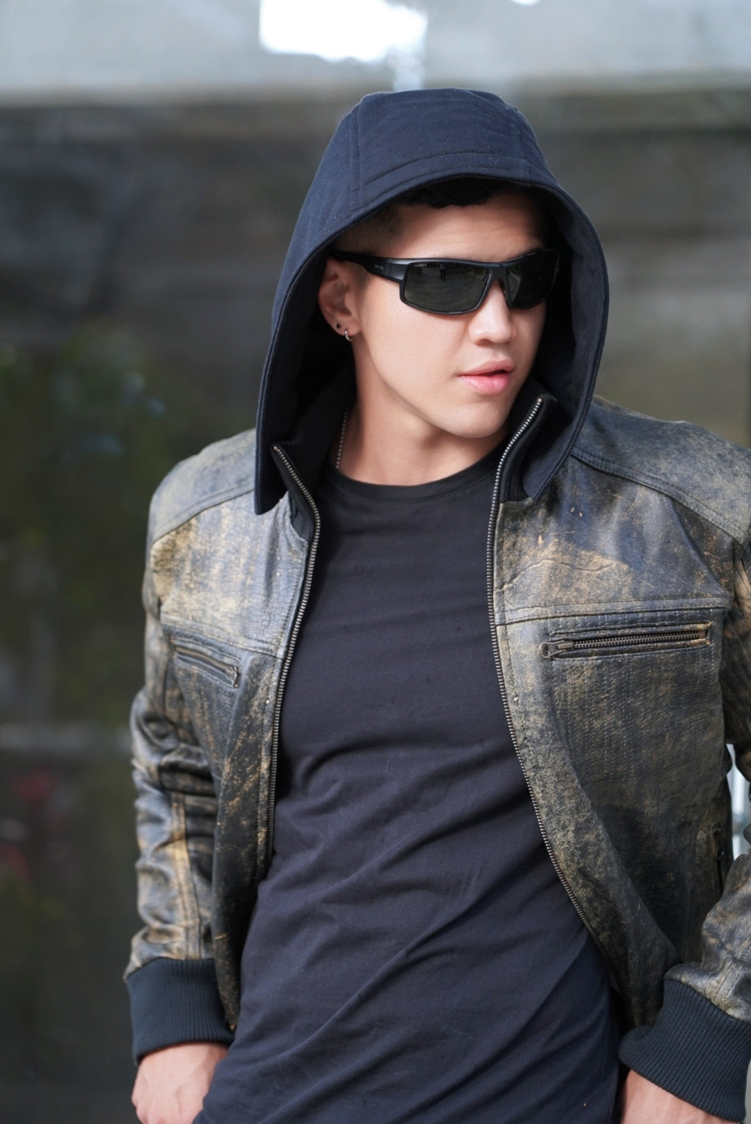 Chaqueta de Cuero Envejecido Negro Base Amarillo Feder