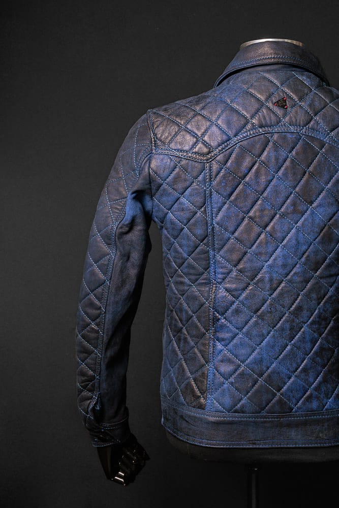 Chaqueta En Cuero Envejecido Negro Base Azul Raku