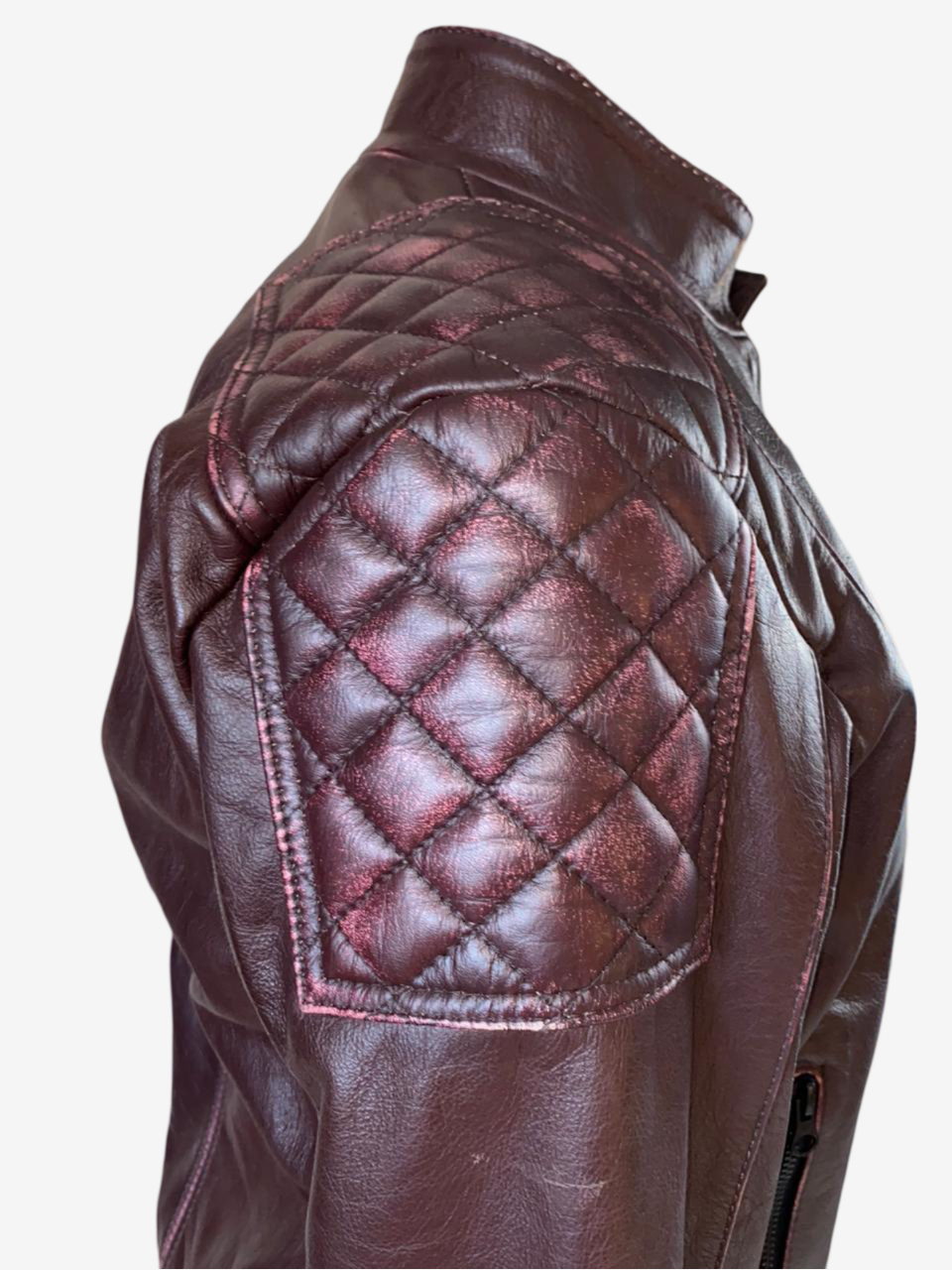 Chaqueta en Cuero Vinotinto Contrastado Proceso Fuerte LCHL31