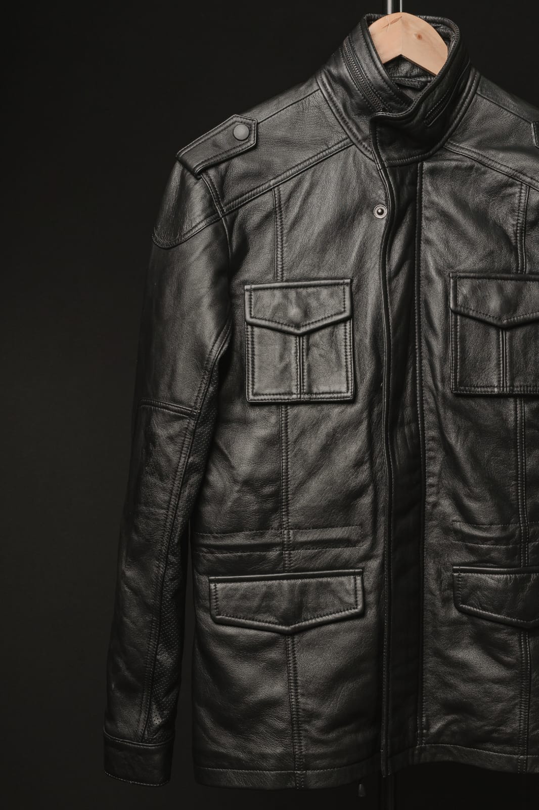 Chaqueta de Cuero Negro Fiyag Floki Marca La Chaqueteria