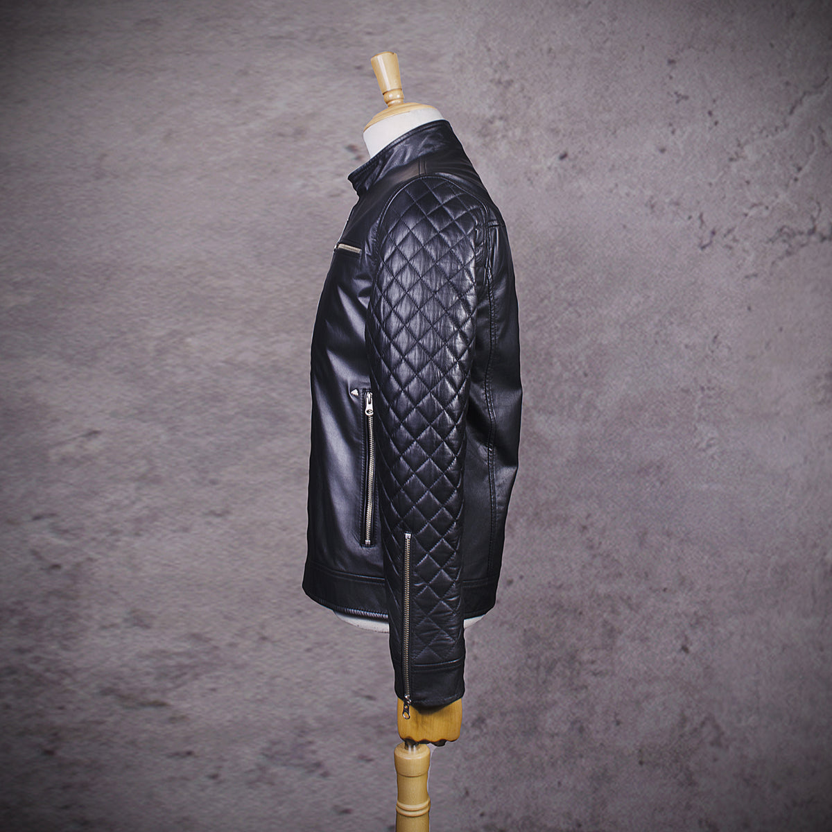 Chaqueta de Cuero Negro LCHL93