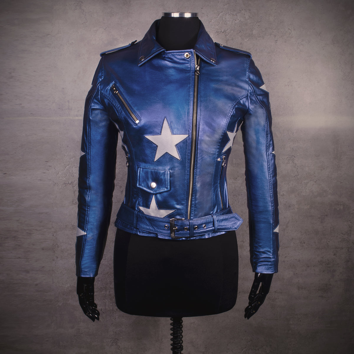 Chaqueta en Cuero Metalizado Azul-Estrellas W48