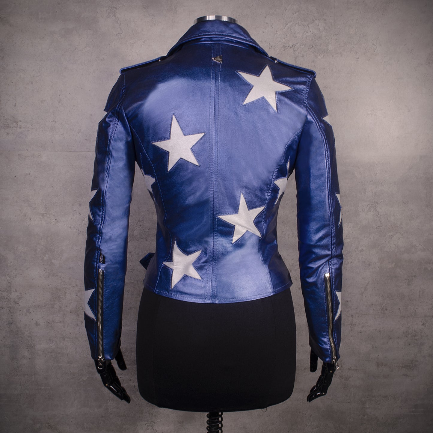 Chaqueta en Cuero Metalizado Azul-Estrellas W48